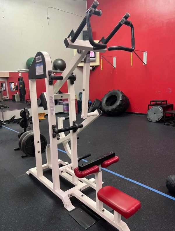 Strive Plate Loaded Lat Pulldown