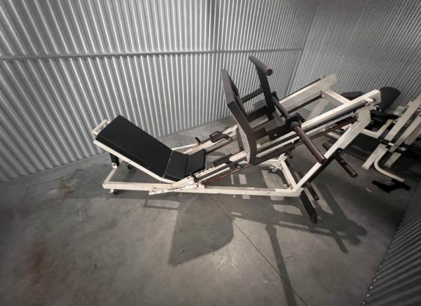 Nebula 35 Degree Linear Leg Press – RARE Model - Image 4