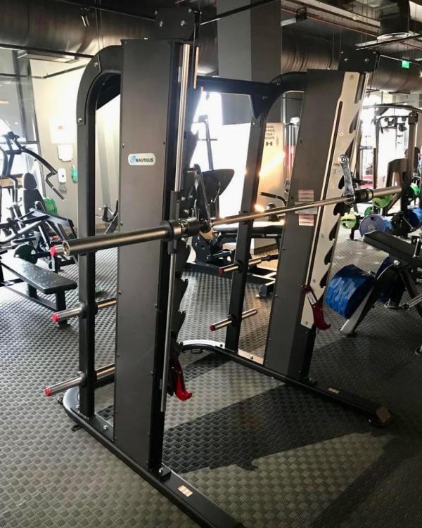 Nautilus plate loaded  smith machine