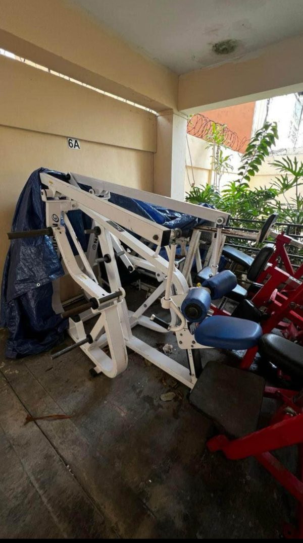 Nautilus XPLOAD ISO Lateral Plate Loaded Leverage Pulldown - Image 7