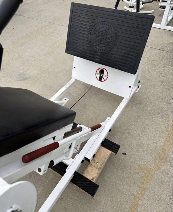 Bodymasters LE 401 A Linear Hack Squat Machine – RARE - Image 3