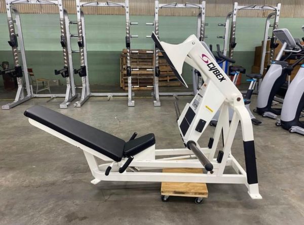 WHITE CYBEX PLATE LOADED SQUAT PRESS - Image 6