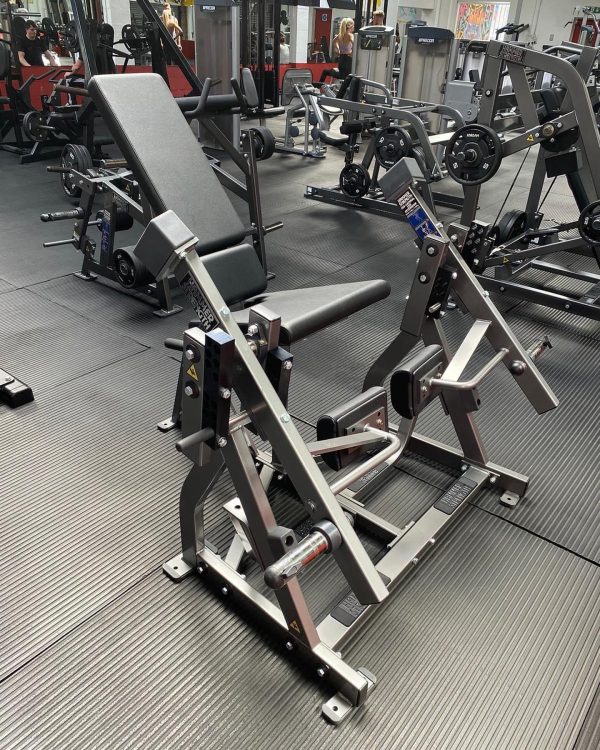 Hammer Strength Plate-Loaded Iso-Lateral leg extension - Image 3