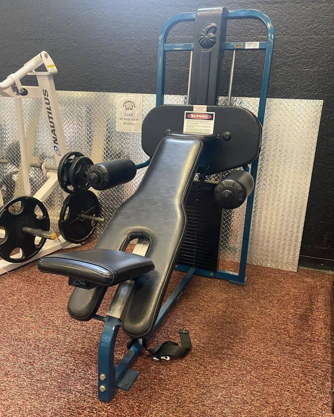 Nautilus Gen-1 40° Pec Fly Machine - Image 3