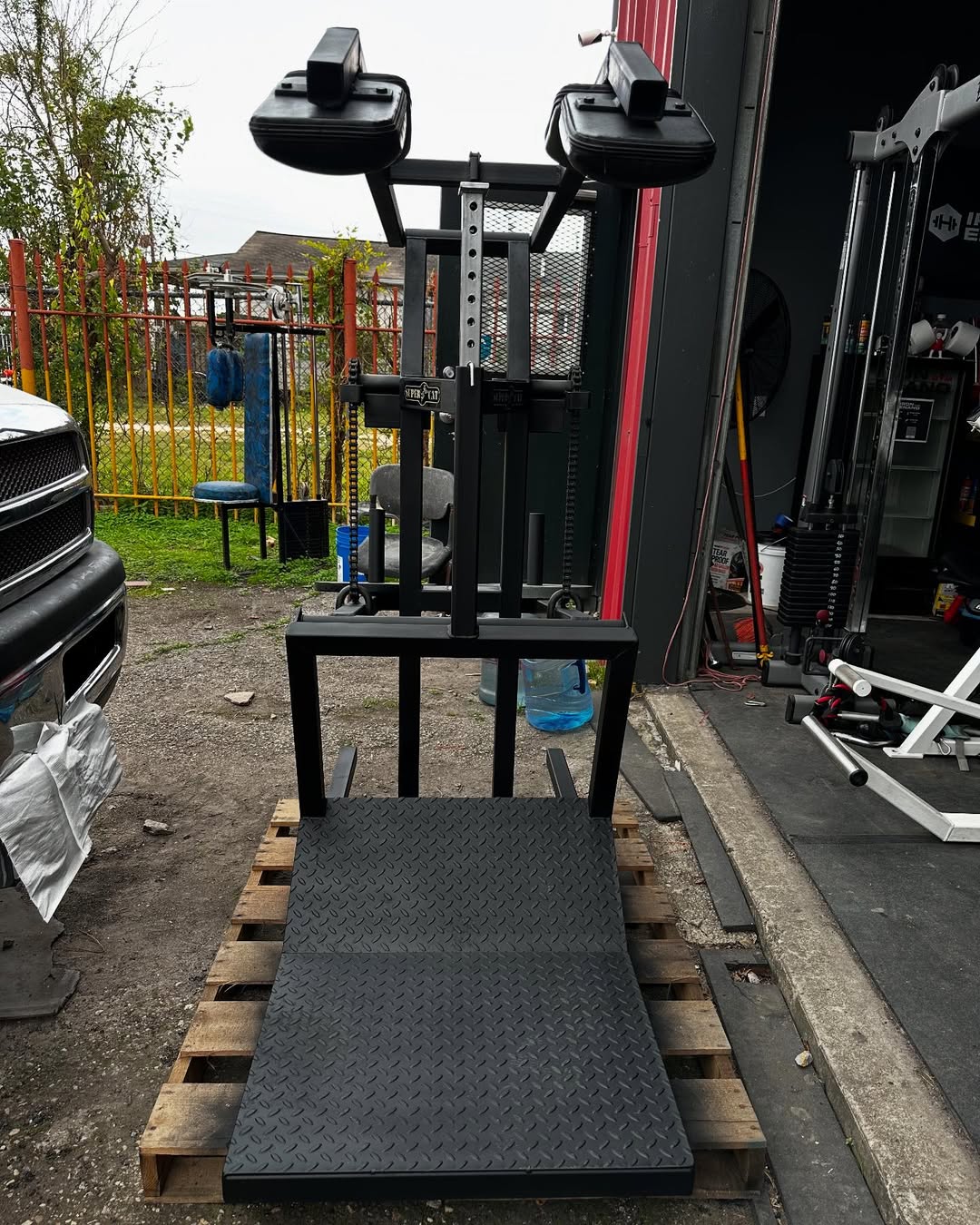 Powernetics Super Cat Squat - Image 4