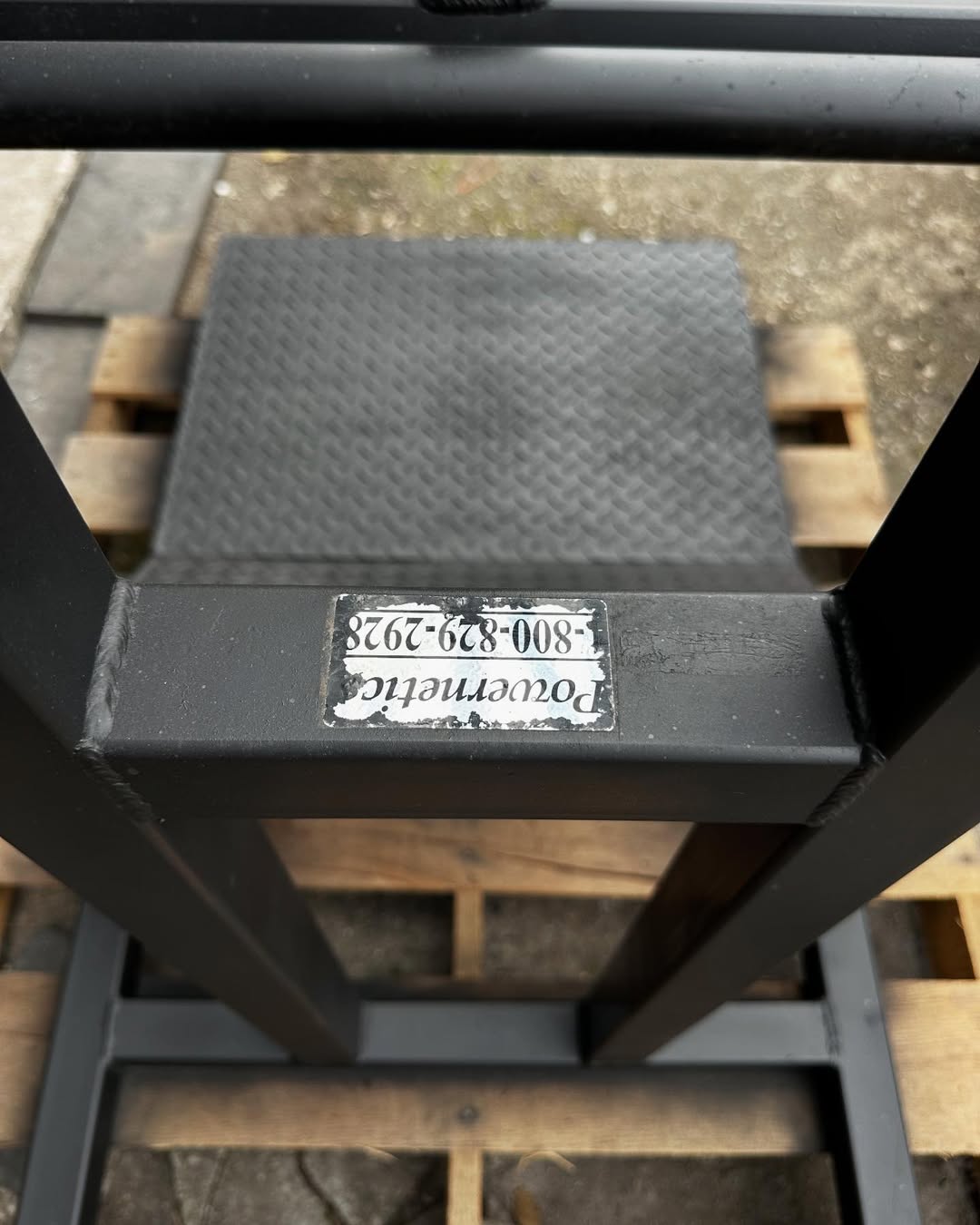 Powernetics Super Cat Squat - Image 6